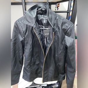 I am selling this black leather zip-up jacket that is a size medium.